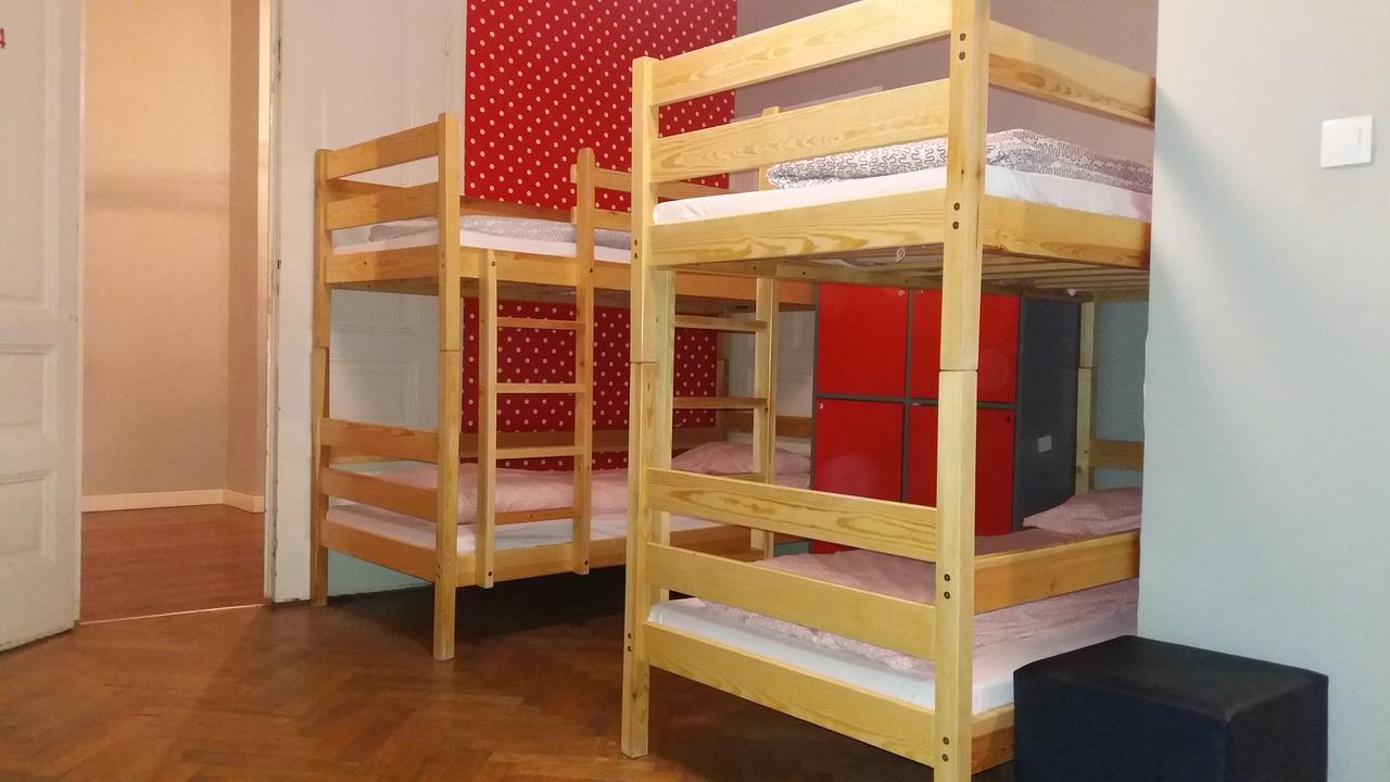 Hostel Woodpecker *